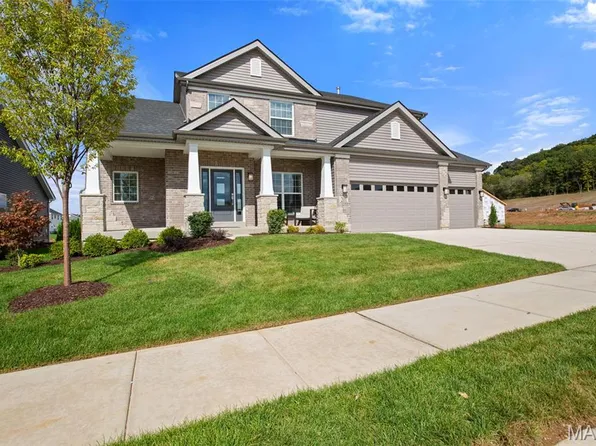 201 Gauntlet Ln, Eureka, MO 63025