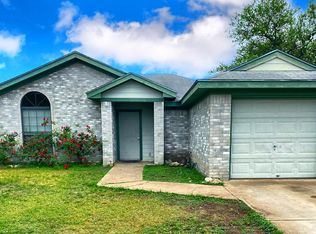 513 E 5th St, Camp Wood, TX 78833
