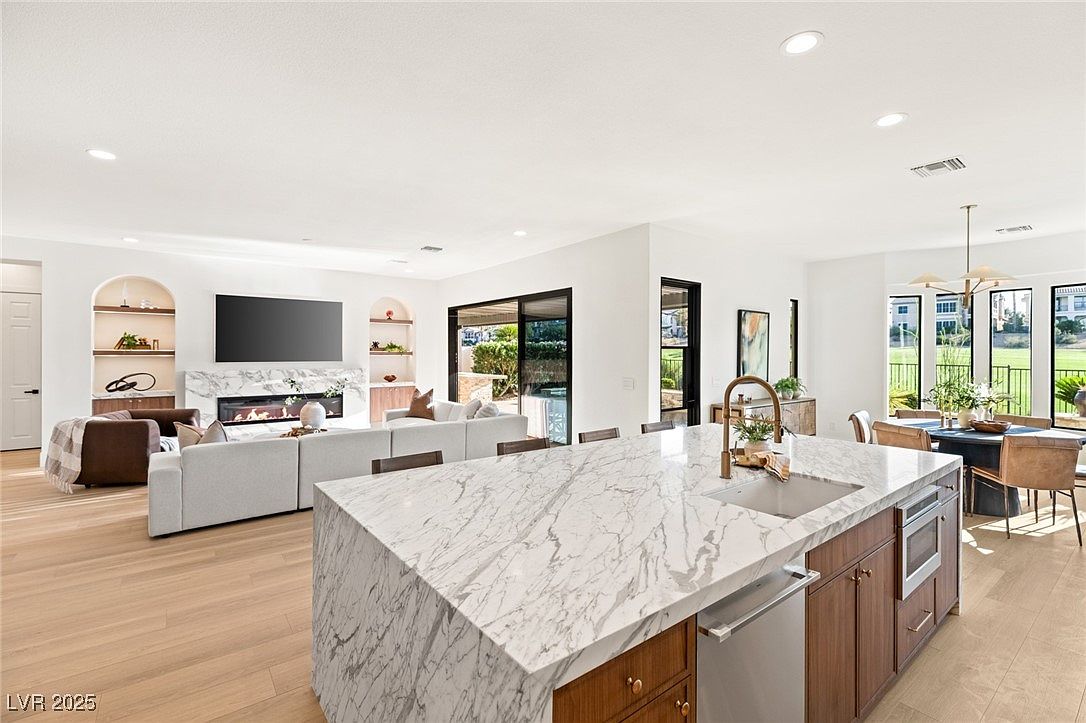 1987 Orchard Mist St