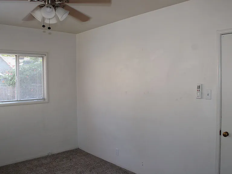 4225 V St #2 — Photo 13