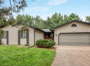 902 Pamela Pl, Eau Claire, WI 54701