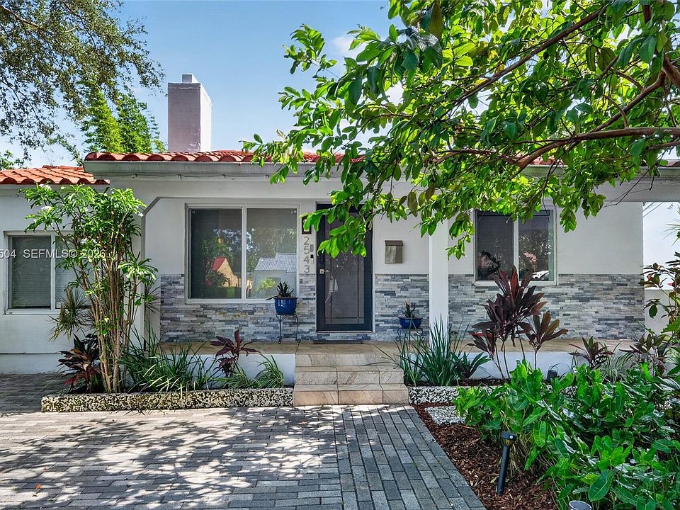 1st image of 2543 SW 15th St