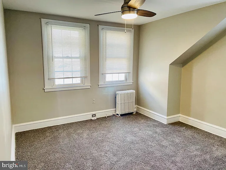 316 W Market St — Photo 11