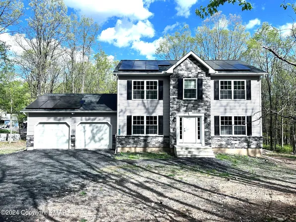 1569 N Rocky Mountain Dr, Effort, PA 18330