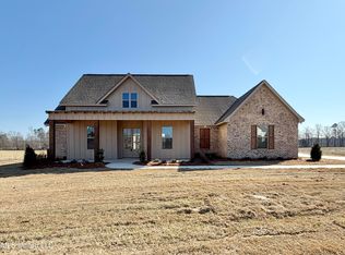 413 Lennon Ln, Brandon, MS 39047