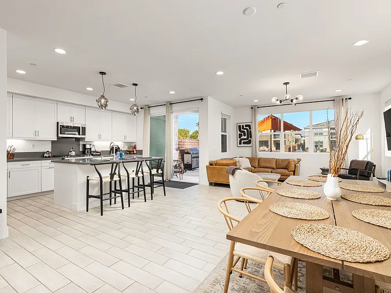 43092 Armonia Ct — Photo 19