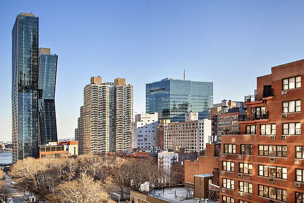 Sold by Town Residential | media 11