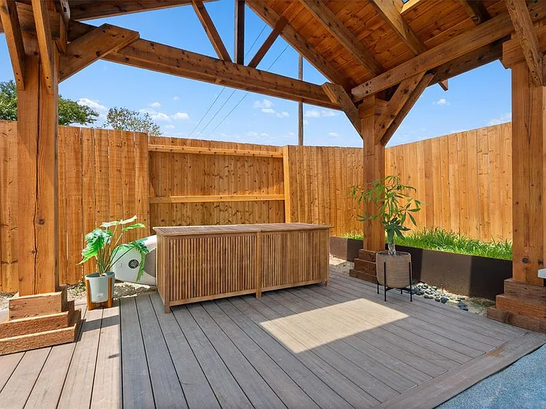 542 Centerbrook Pl — Photo 35