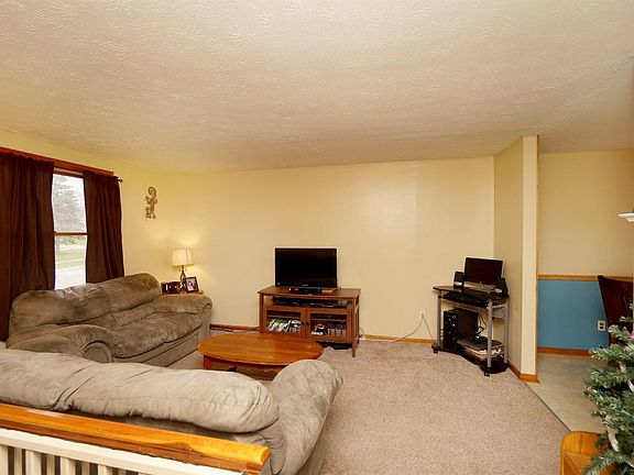 3rd image of 2872 Greenbrook Ln
