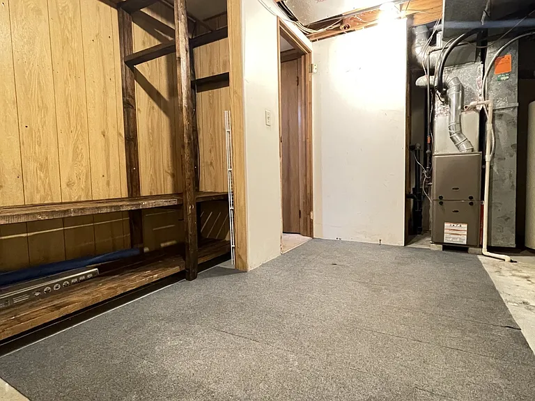 5171 Singleton Dr — Photo 16