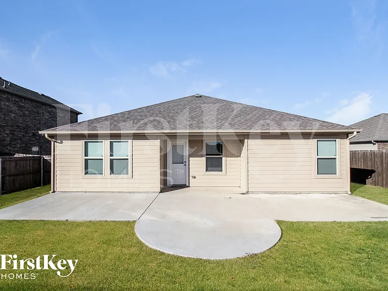 1307 Bent Grass Dr — Photo 15