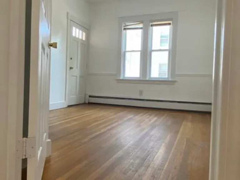 332 Academy Ave #1 — Photo 5