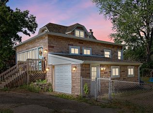 422 Bellevue Dr, Round Lake Park, IL 60073