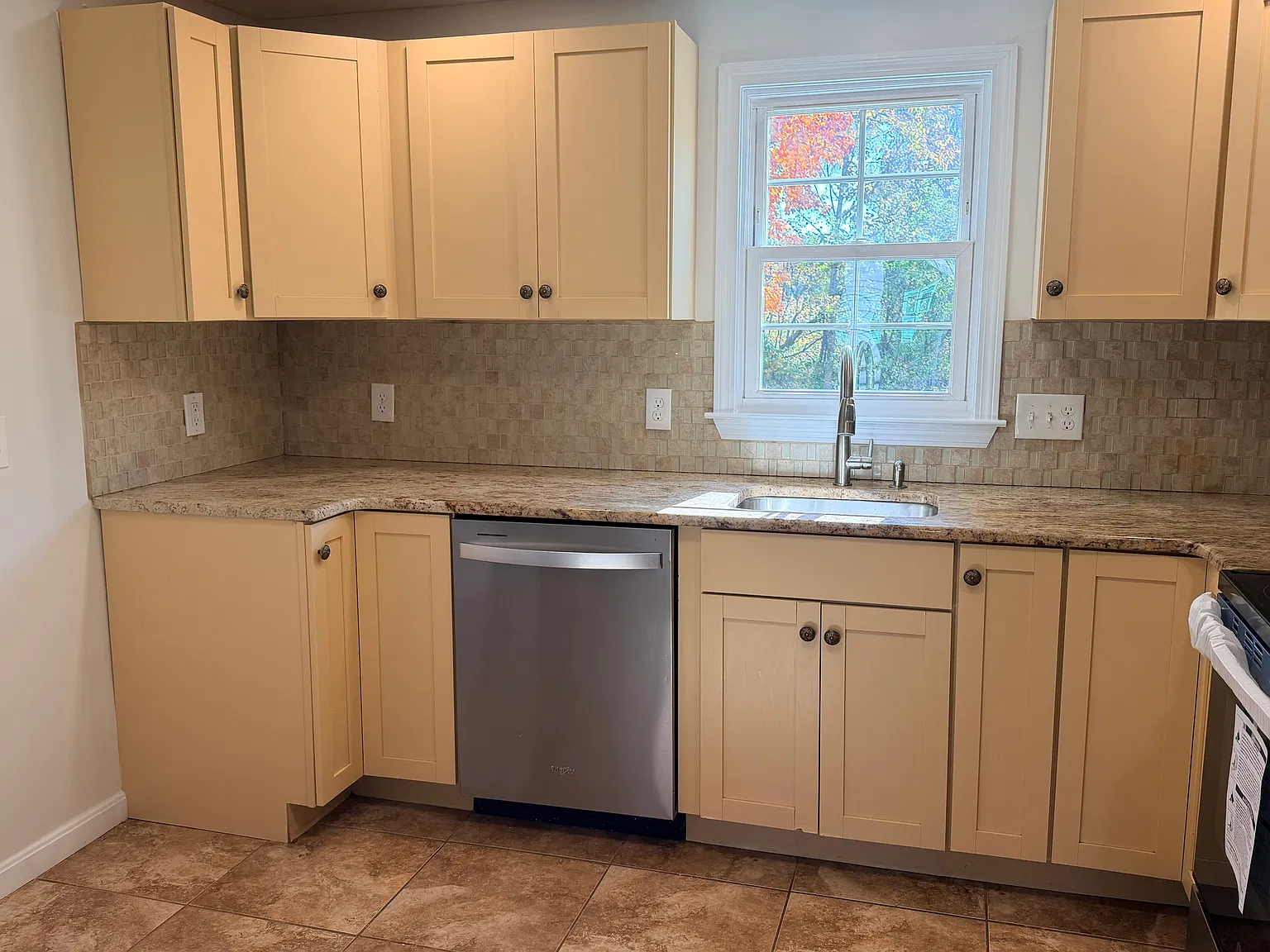 65 Fisher Street — Photo 3