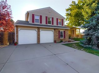 19218 E Stanford Dr, Aurora, CO 80015