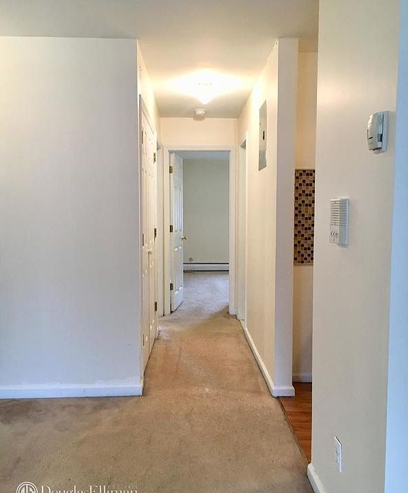 1st image of 366 Saratoga Ave #2