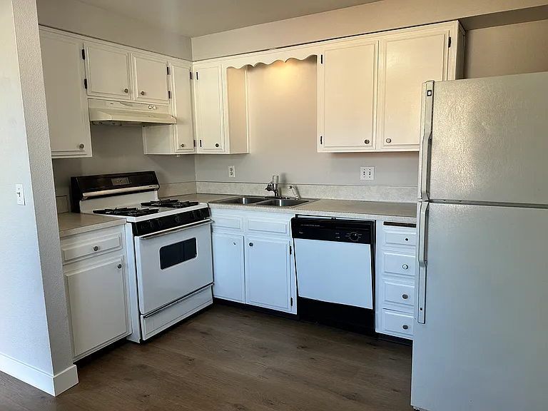 4275 Campbell Dr SE #4275 — Photo 3