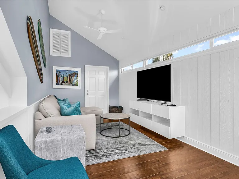 39 Castle Harbor Isle Dr — Photo 33