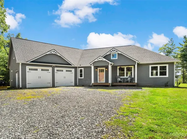 116 Lily Branch Dr, Bakersville, NC 28705