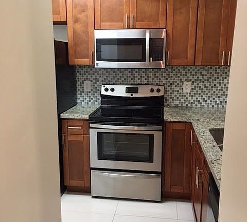 5th image of 3102 Glenmoor Dr