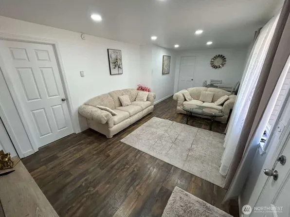 12119 SE 319th Pl, Auburn, WA 98092