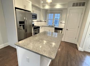 229 E St #2, Boston, MA 02127