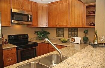 4th image of 22508 6th Ave S APT 2
