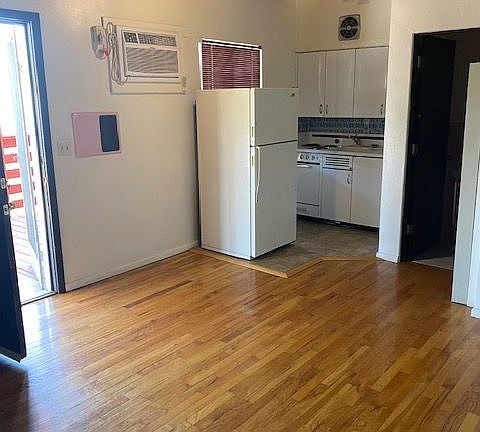 2nd image of 3124 E Pima St #3122
