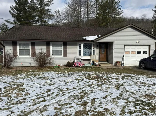 129 Poplar Dr, Beverly, WV 26253
