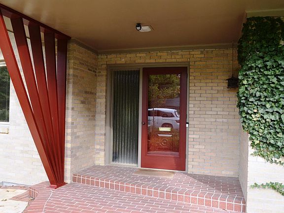 2nd image of 1112 S Glenwood Ave