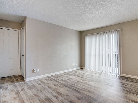 3rd image of 708 Quail Wood Ln #154