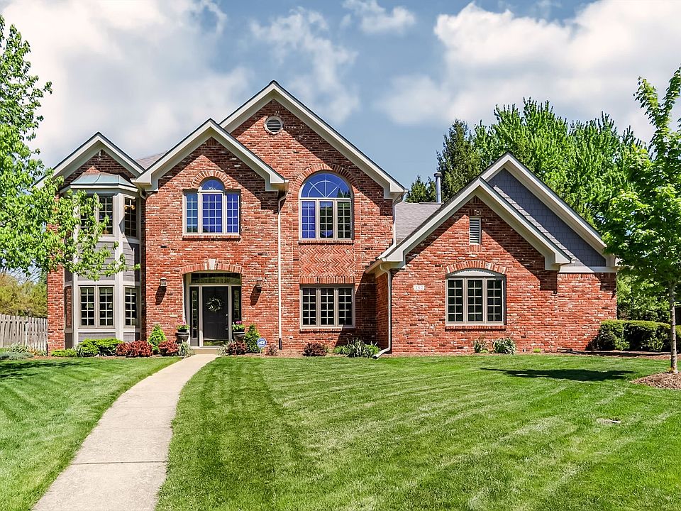 1st image of 762 Arrowwood Dr