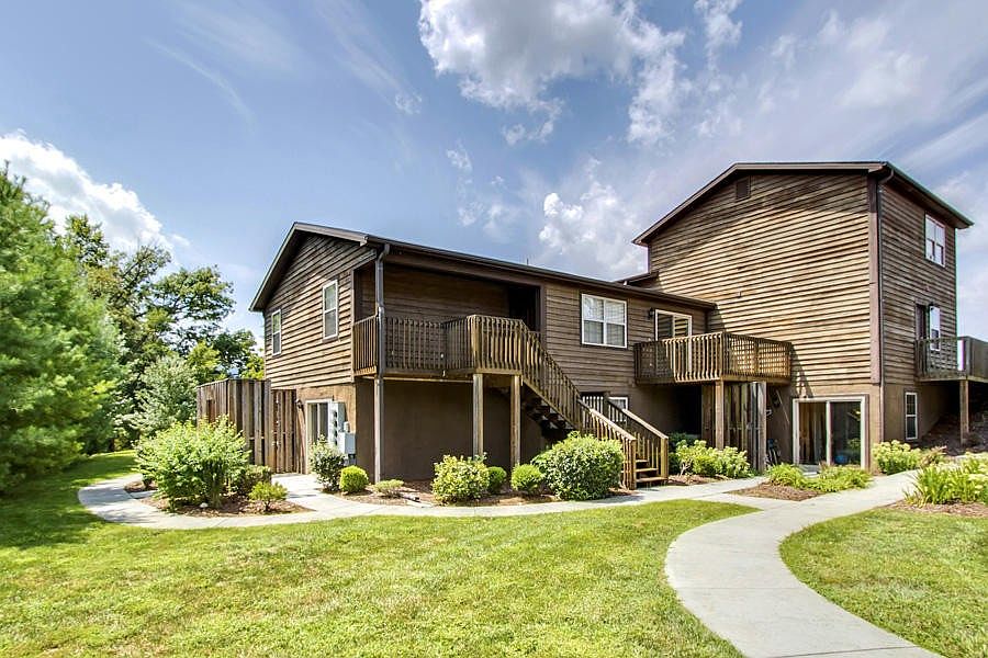 1st image of 514 Pilgrim Ct APT C