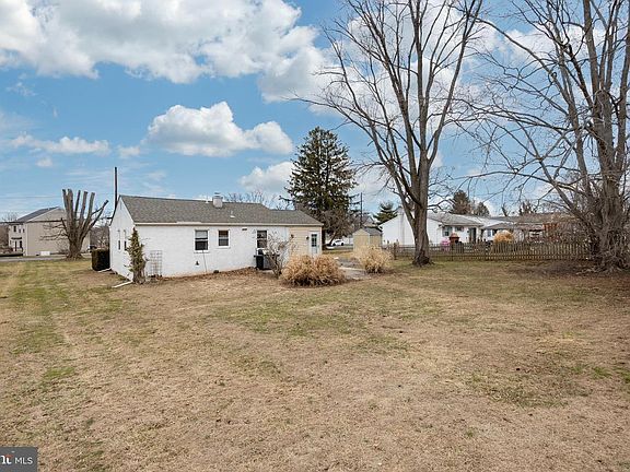 5th image of 162 N Reed Rd