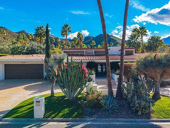 3rd image of 1605 Ridgemore Dr