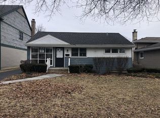 745 S Hillside Ave, Elmhurst, IL 60126