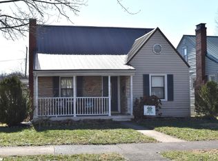 411 B St, Ceredo, WV 25507