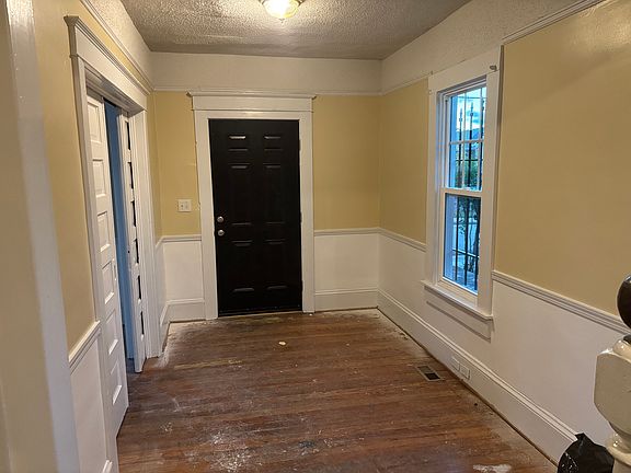 3rd image of 1518 McDuffie Ave