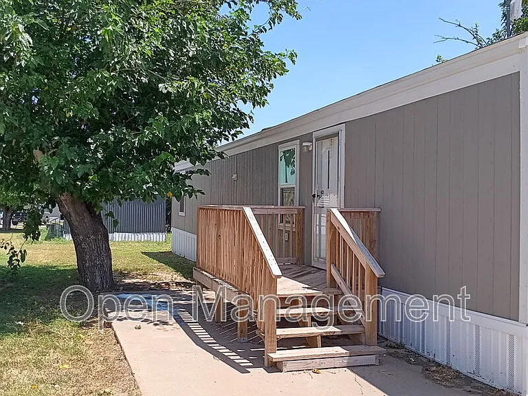 2501 Martin Luther King Blvd #604 — Photo 5