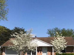 5807 Ashbrooke Rd, Evansville, IN 47710