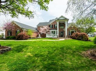 6064 Kerth Rd, Saint Louis, MO 63128