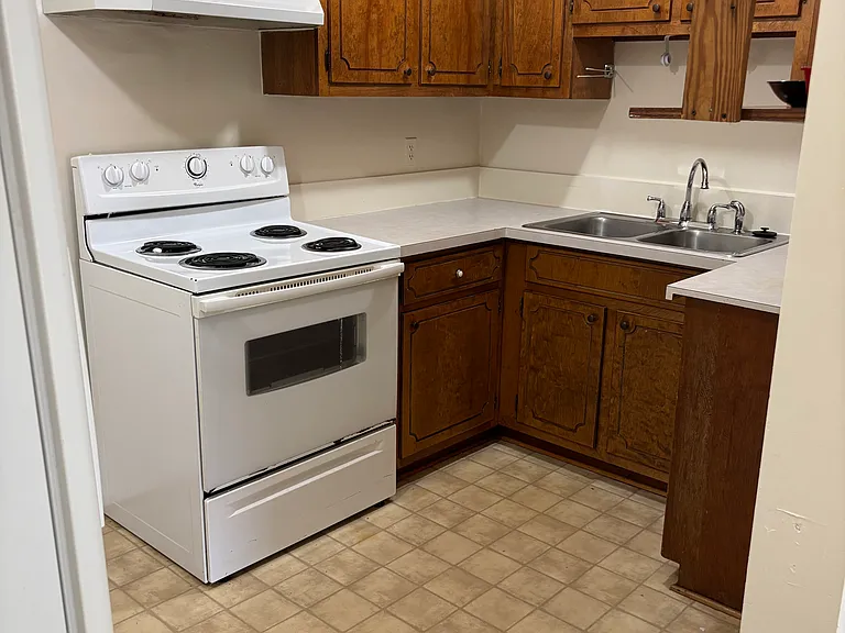 469 W Ocean View Ave — Photo 9