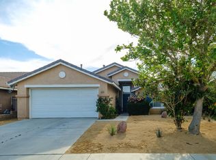 9326 Dragon Tree Dr, Hesperia, CA 92344