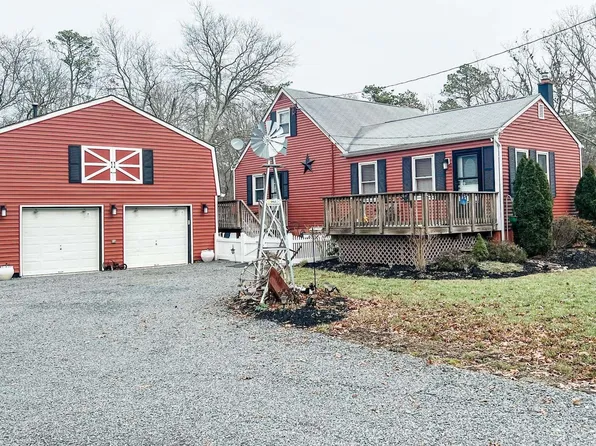 5762 Holly St, Mays Landing, NJ 08330