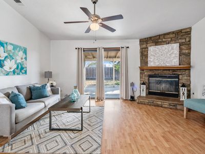 942 Lacy Way, Turlock, CA, 95380
