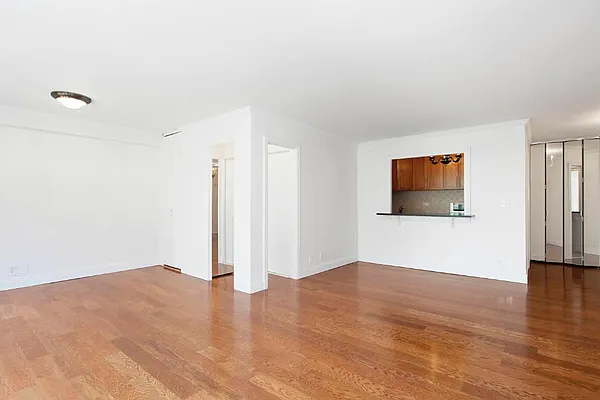 Sold by Level Group | media 9