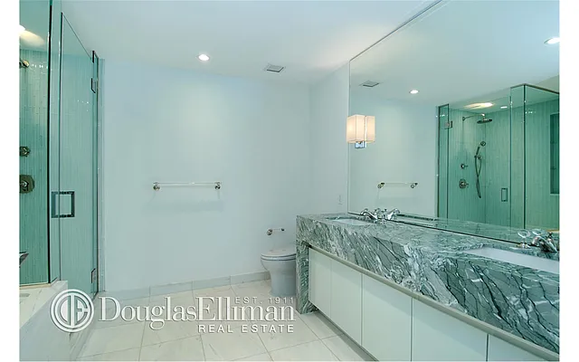 Rented by Douglas Elliman | media 15