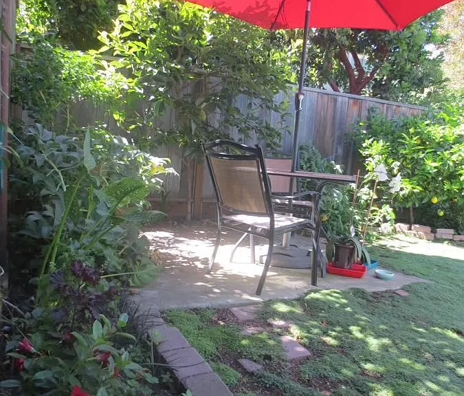 Locksley Ave — Photo 16