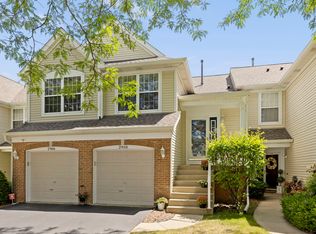 2968 Waters Edge Cir, Aurora, IL 60504
