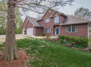 2610 Carrera Dr, Columbia, MO 65203
